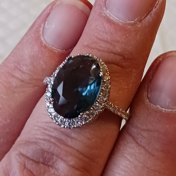 Silver London Blue Topaz and CZ Fashion Halo Ring Size 8.75 NWOT - Picture 13 of 15
